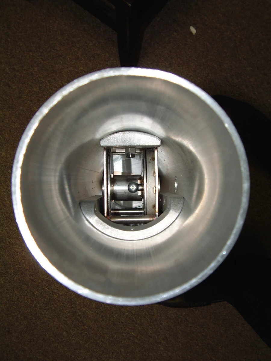 Izamiento interior